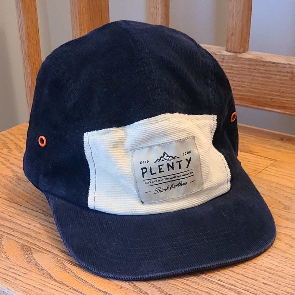 Plenty humanwear five panels hat